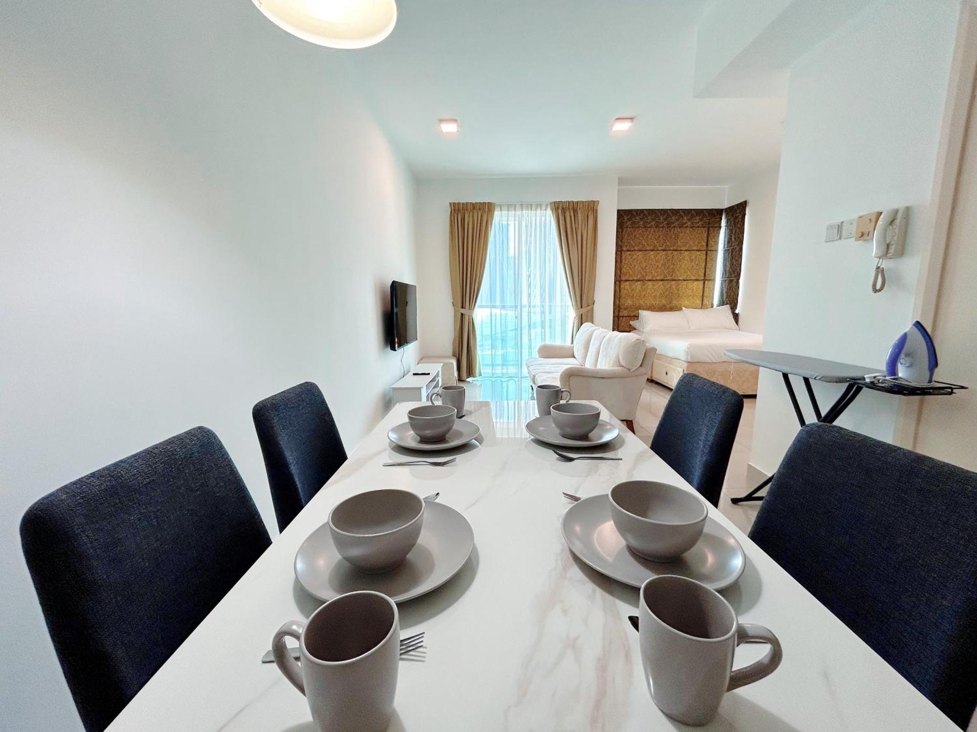 Solaris Dutamas By Manhattan Group