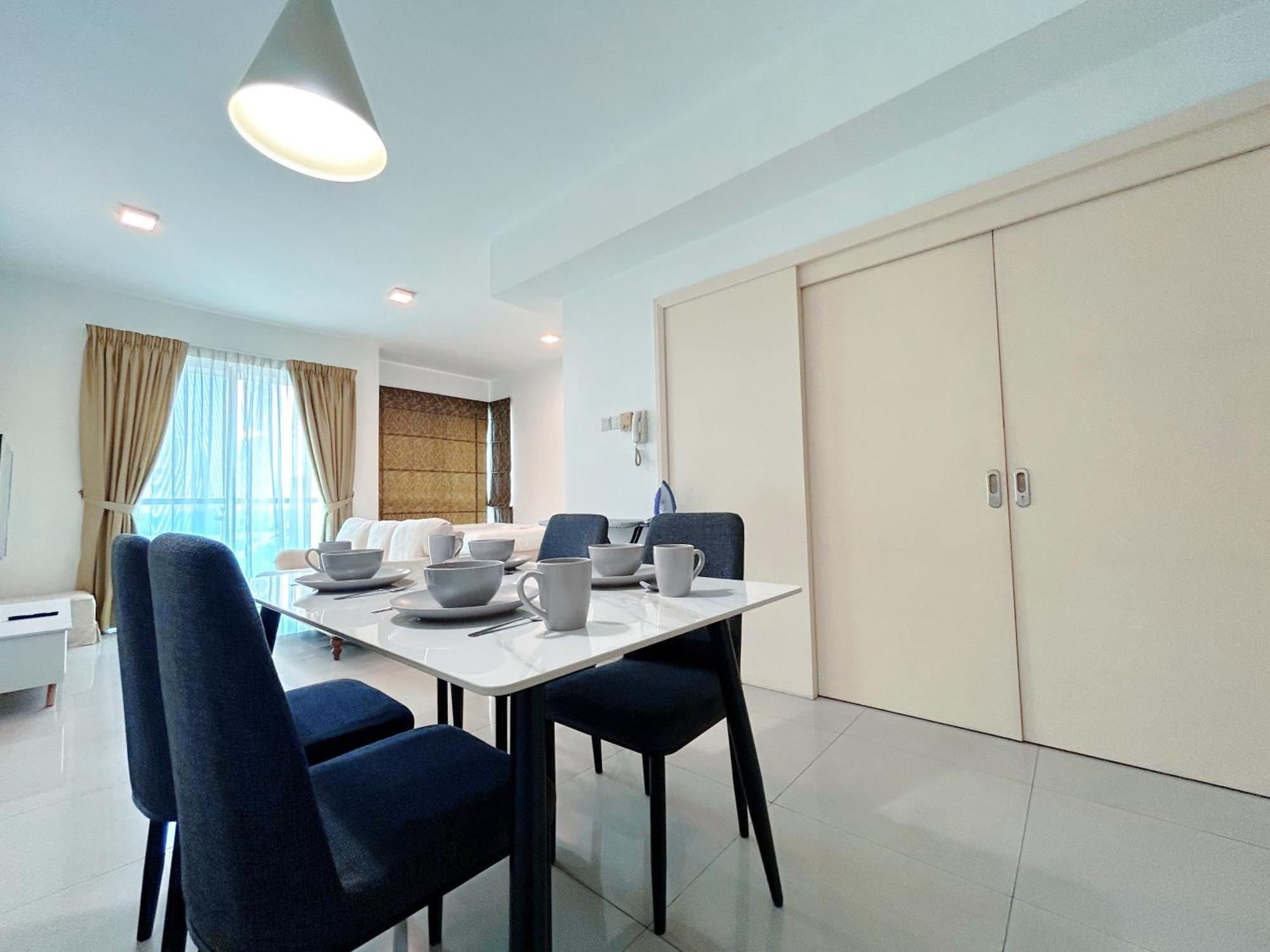 Solaris Dutamas By Manhattan Group *